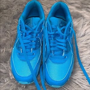 Blue Nike Air max